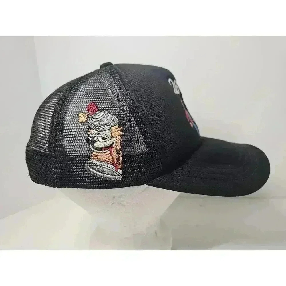 26 Red 26red Brand "Twenty Six Red" Graffiti Cat SnapBack Skate Trucker Hat - Picture 2 of 6
